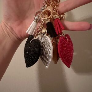 BAG CHARM PULL - New